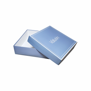 CAIXA TAMPA E FUNDO P - 4X0 CORES - CARTÃO 350G - LAMINAÇÃO FOSCO OU BRILHO CARTÃO 350G 200x200x80x65mm 4x0 LAMINAÇÃO CORTE ESPECIAL 